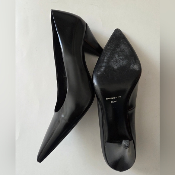 Massimo Dutti STUDIO | Pointed Toe Architectural Heel Pumps | 90s Minimalism - Picture 9 of 13